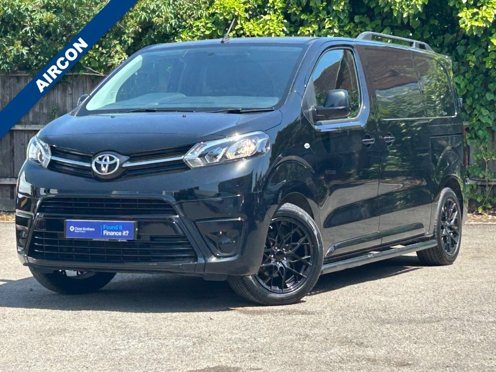 Toyota PROACE 1.5D Active Medium Panel Van 6Dr Mwb Black