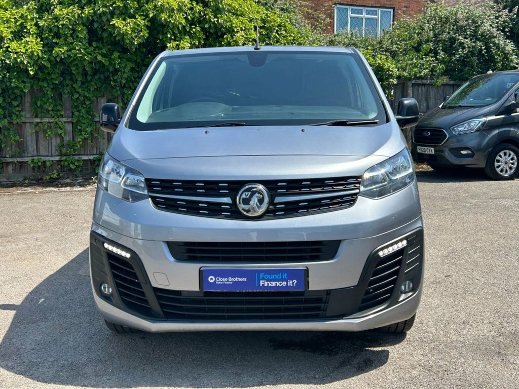 Vauxhall Vivaro 1.5 Turbo D 2700 Sportive Panel Van Man Grey #3
