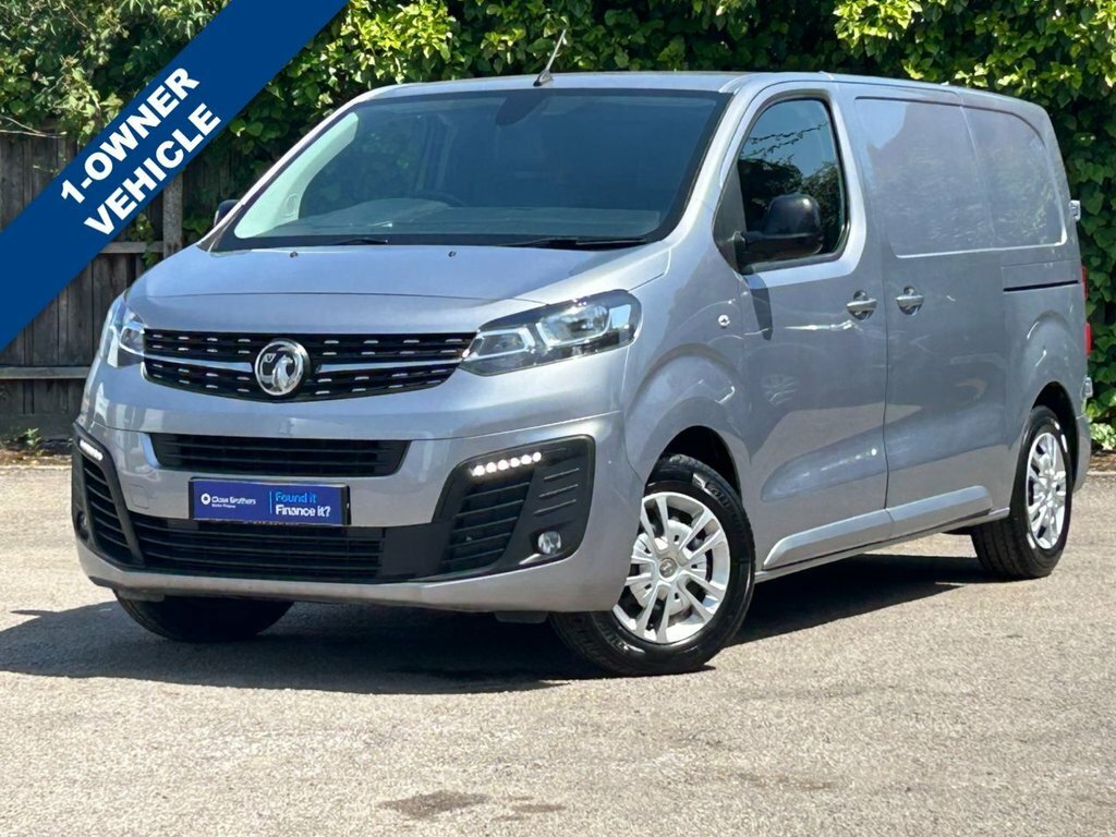 Vauxhall Vivaro 1.5 Turbo D 2700 Sportive Panel Van Man Grey