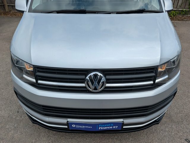 Volkswagen Transporter Panel Van White #37