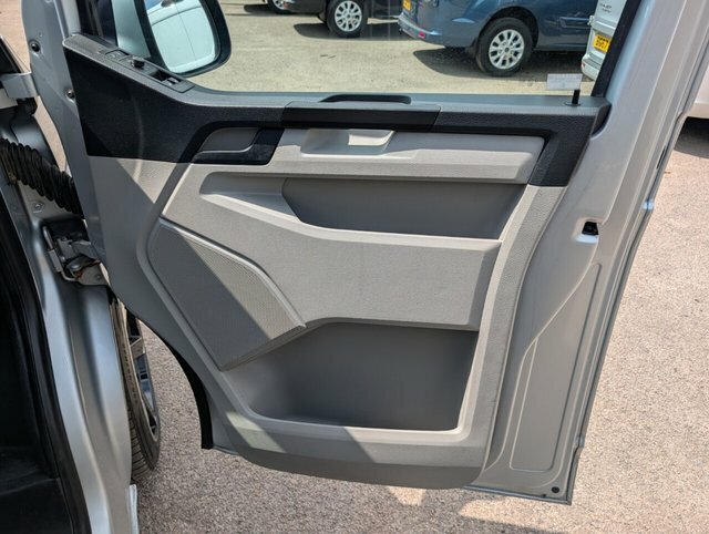 Volkswagen Transporter Panel Van White #14