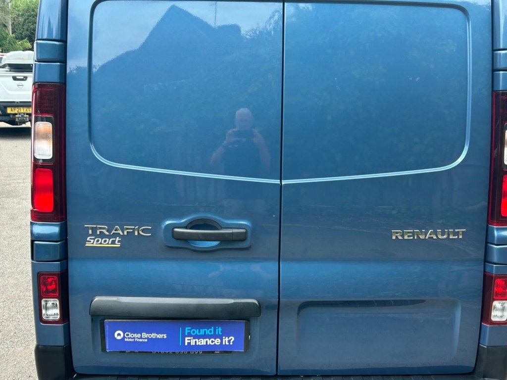 Renault Trafic 1.6 Sl27 Sport Dci Grey #11