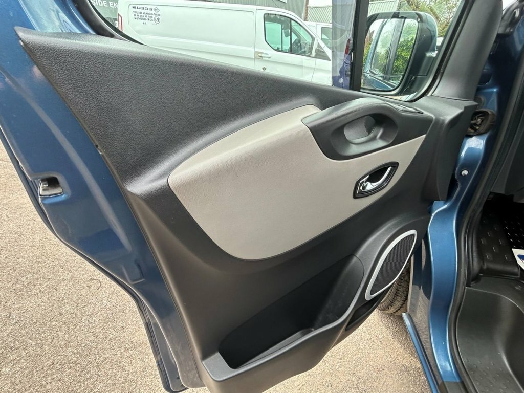 Renault Trafic 1.6 Sl27 Sport Dci Grey #14