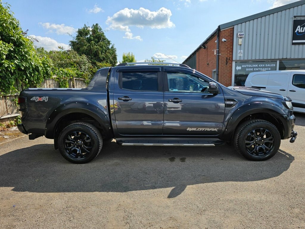 Ford Ranger Ranger Limited Edition 4X4 Double Cab Tdci Black #58