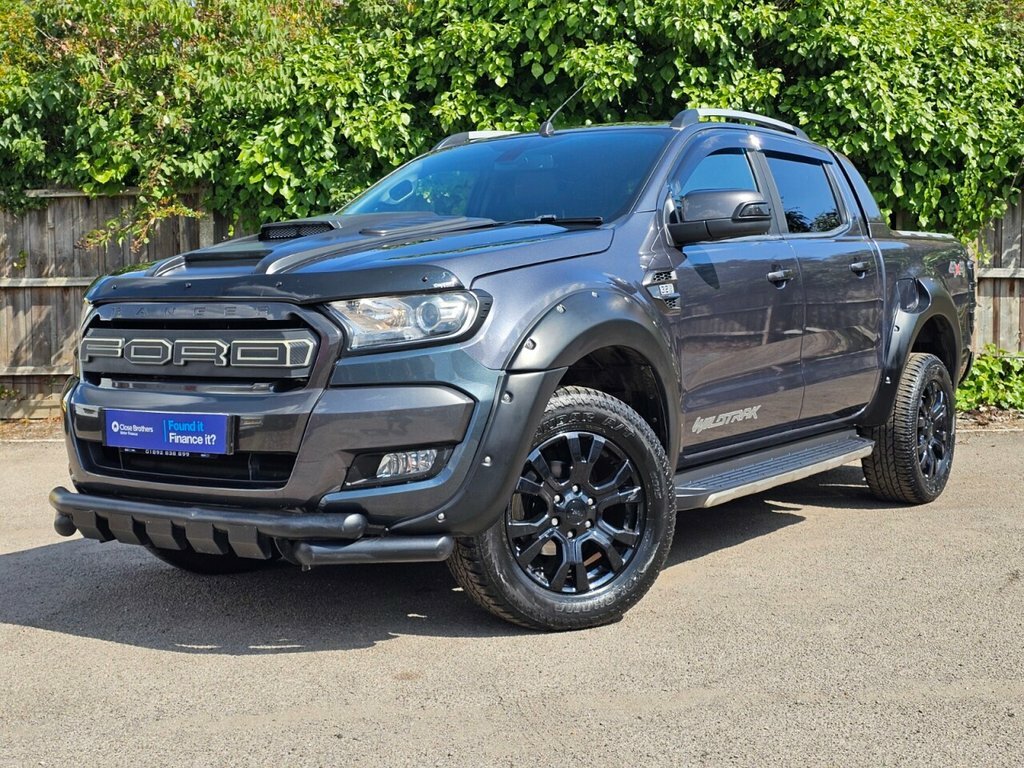 Ford Ranger Ranger Limited Edition 4X4 Double Cab Tdci Black #52