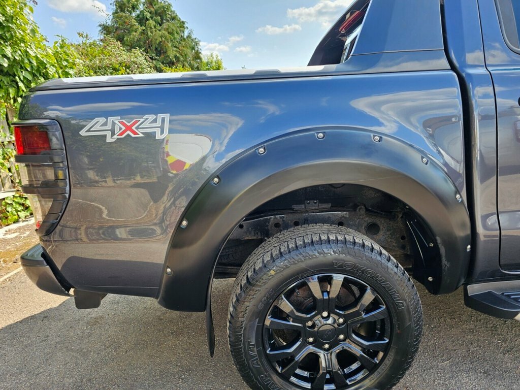 Ford Ranger Ranger Limited Edition 4X4 Double Cab Tdci Black #44