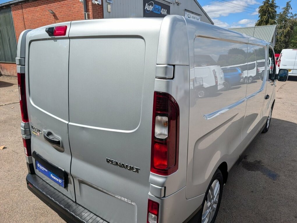 Renault Trafic Sh30 Business Plus Energy Dci White #34