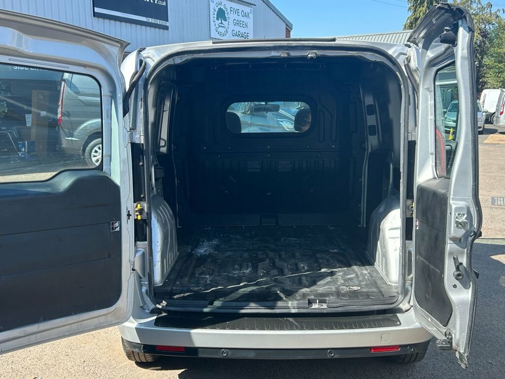 Vauxhall Combo Panel Van 1.6 Cdti 2300 16V Sportive Fwd L2 H1 S White #22