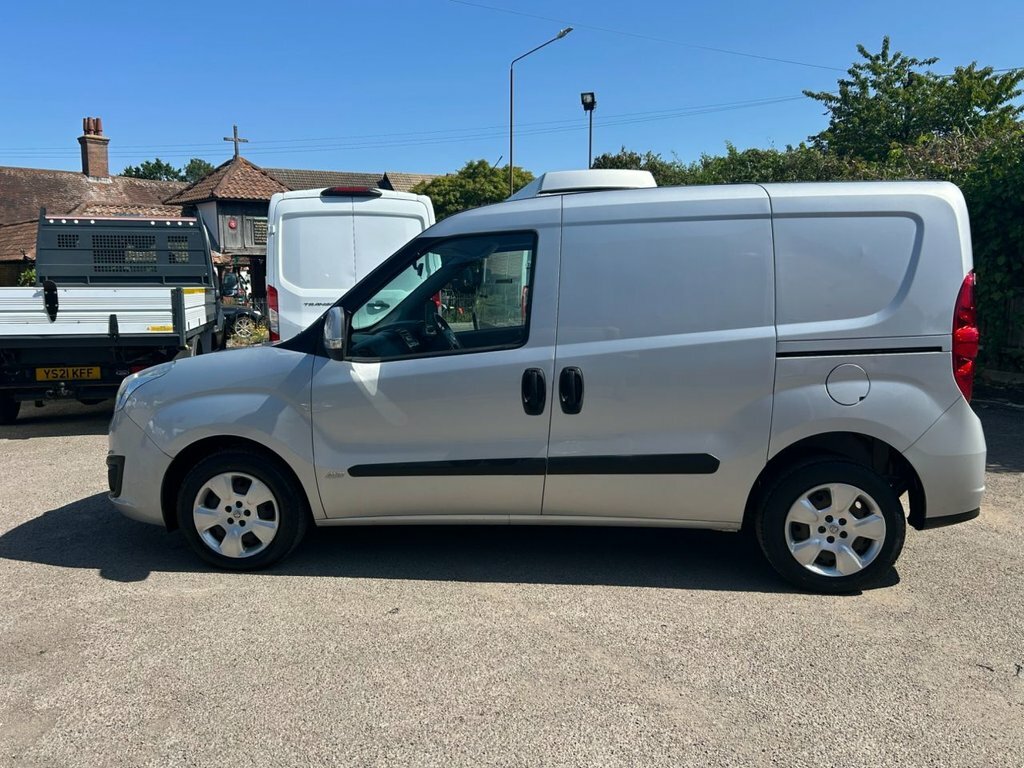 Vauxhall Combo 1.6 Cdti 2000 16V Sportive Panel Van Ma  #5