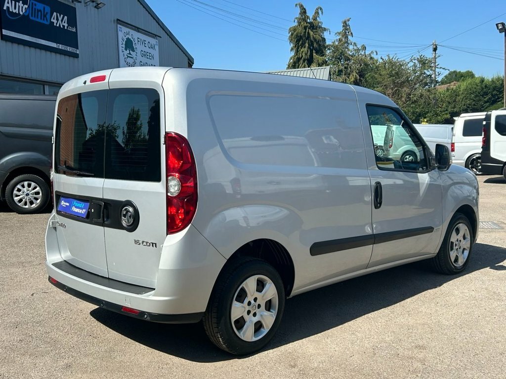 Vauxhall Combo 1.6 Cdti 2000 16V Sportive Panel Van Ma  #2