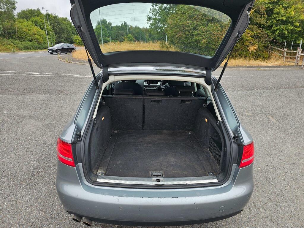 Audi A4 Avant Executive Se Grey #6
