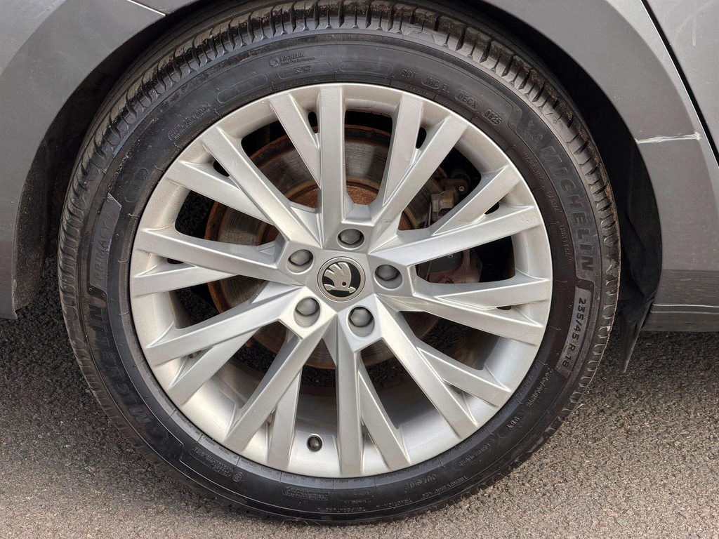 Skoda Superb Superb 2.0 Tsi 190 Laurin Klement Dsg Blue #44