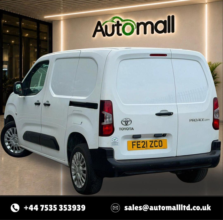 Toyota Proace City 1.5D 75 Active Van White #11
