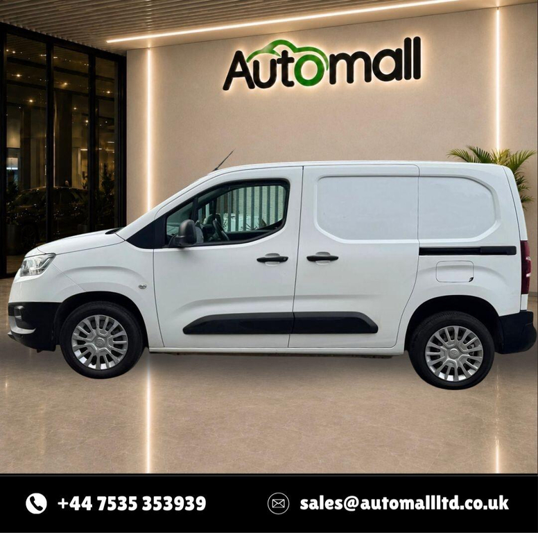 Toyota Proace City 1.5 City Bluehdi Icon Short Panel Van Swb Euro 6 White #4