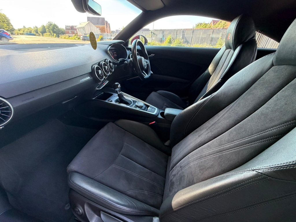 Audi TT 2.0 Tfsi Sport Coupe Euro 6 Ss Black #31