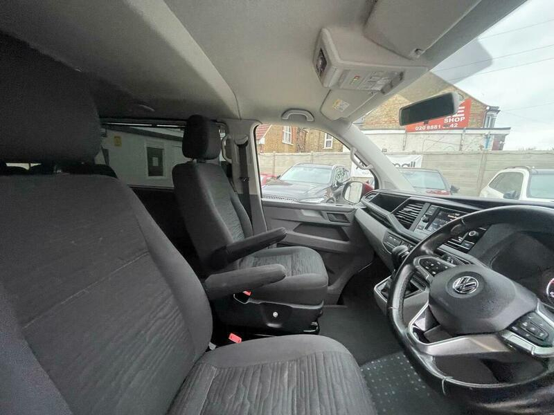 Volkswagen Transporter Minibus Red #4
