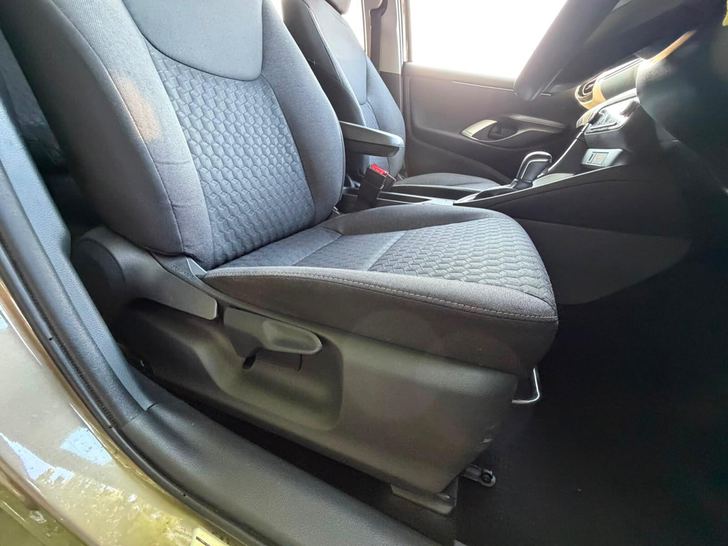 Toyota Yaris 1.5 Hybrid Icon Cvt White #59