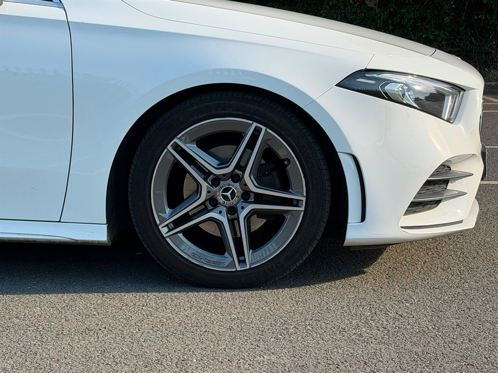 Mercedes-Benz A Class 1.5 A180d Sport 7G-dct Euro 6 S S White #38