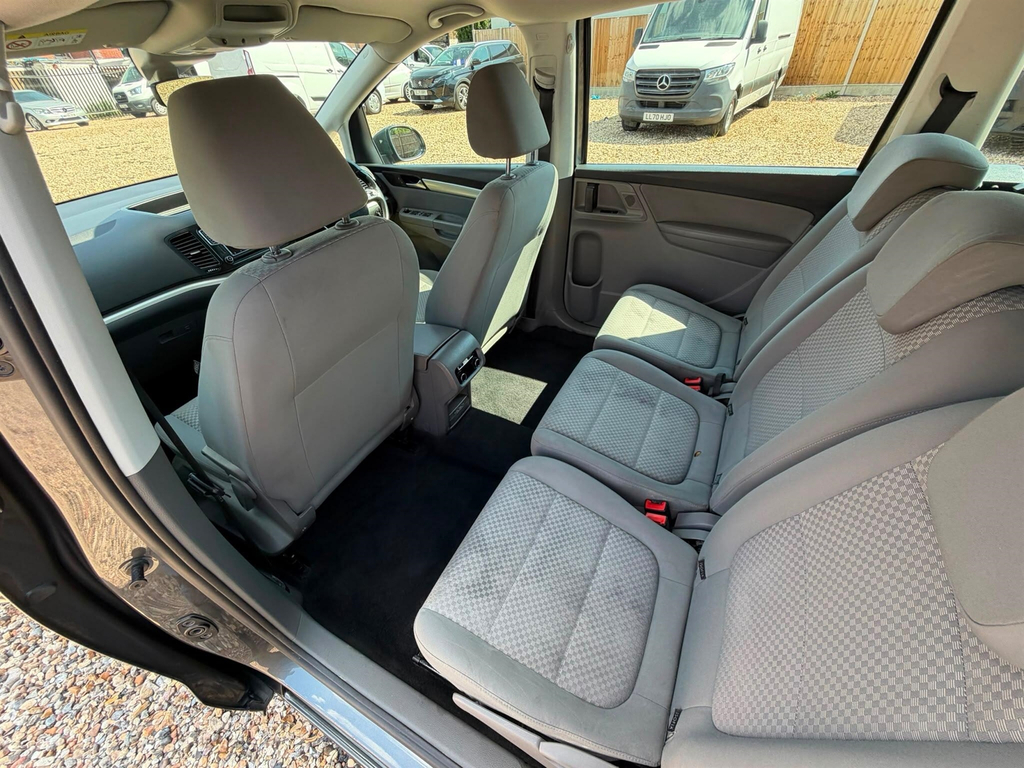 Seat Alhambra Red #27