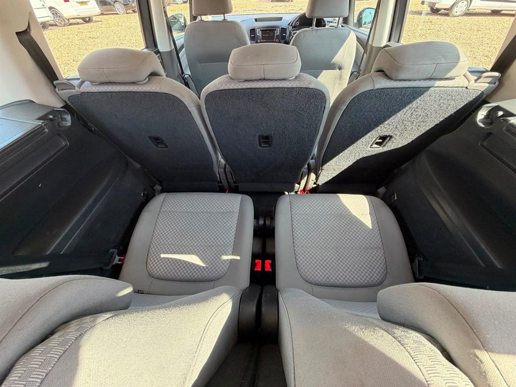 Seat Alhambra Red #22