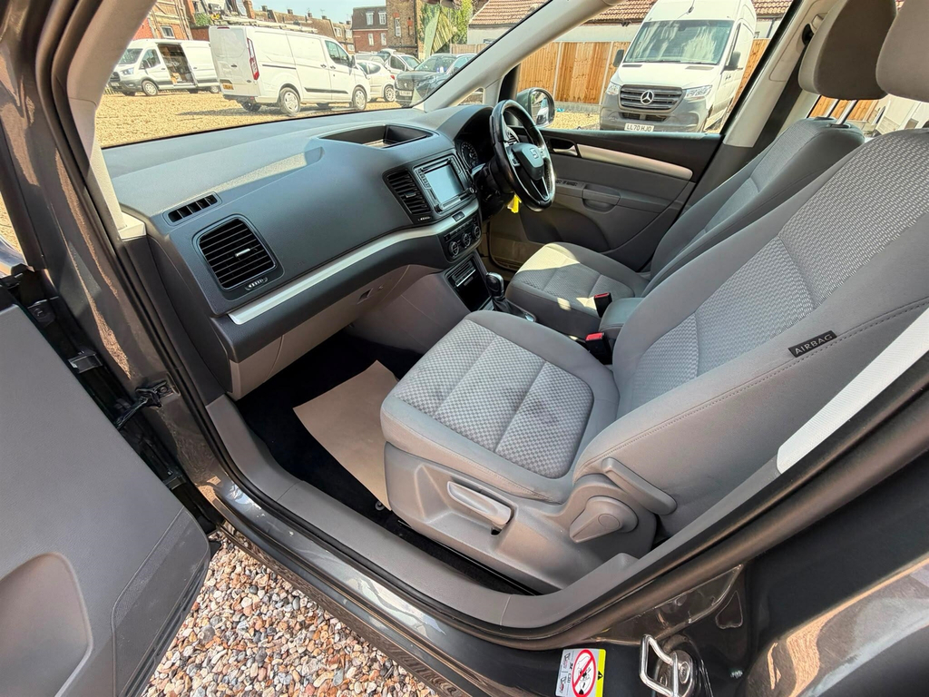 Seat Alhambra Red #64