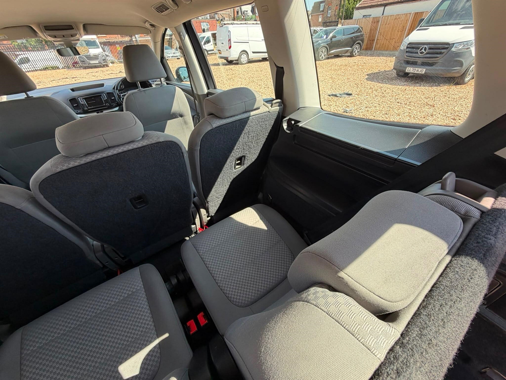 Seat Alhambra Red #23