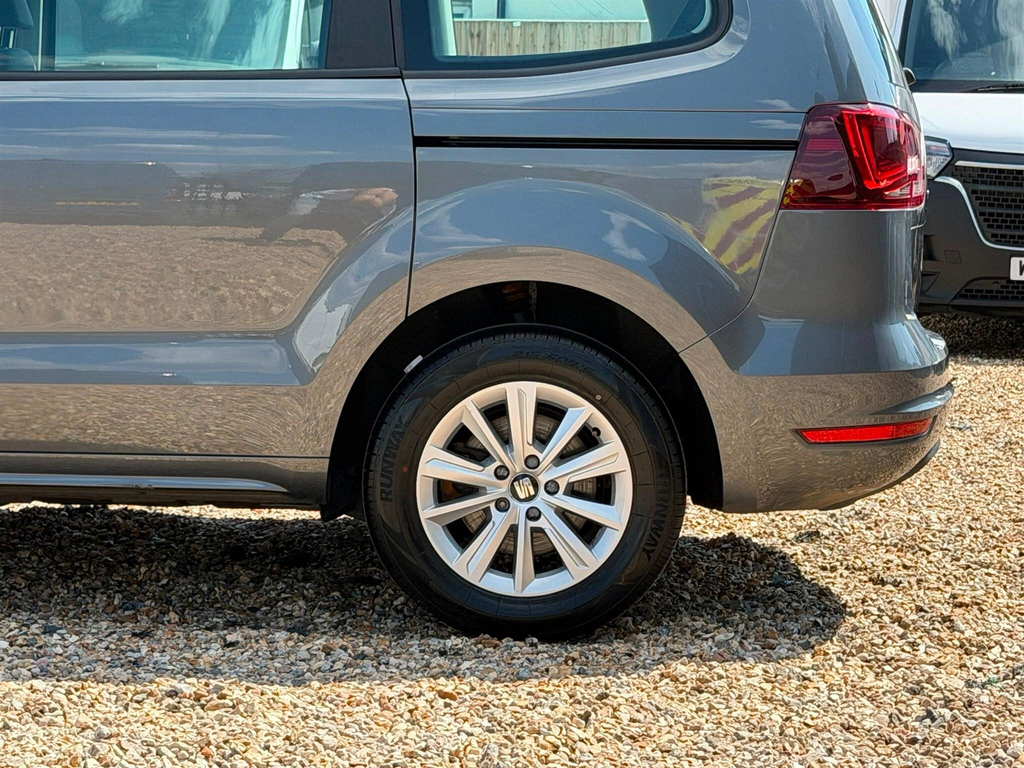 Seat Alhambra Red #42
