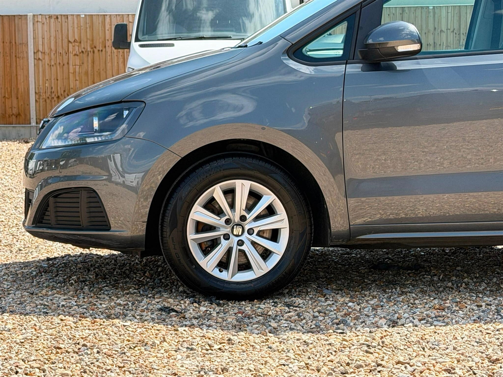 Seat Alhambra Red #41