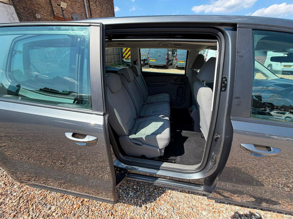Seat Alhambra Red #72