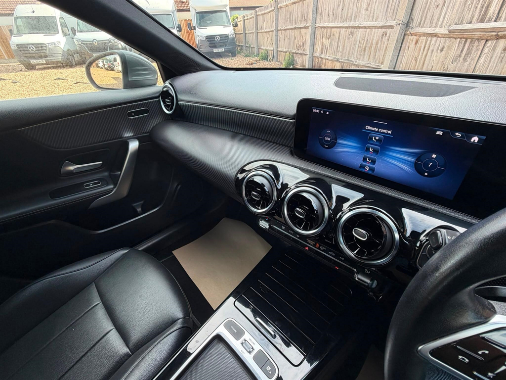 Mercedes-Benz A Class 1.3 H Mhev Sport Executive 7G-dct Euro 6 Ss 5 KJ23RZT Grey #4