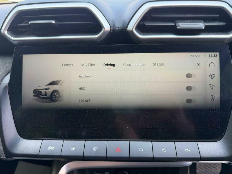 MG ZS 1.5 Hybrid Trophy Black #54