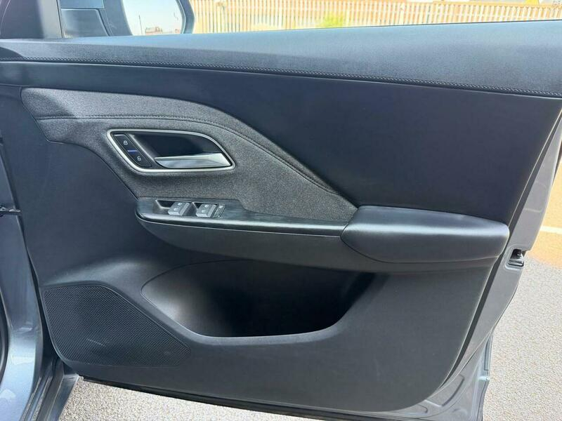 MG ZS 1.5 Hybrid Trophy Black #41