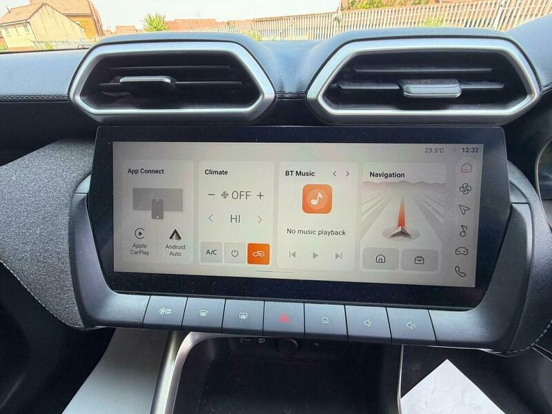 MG ZS 1.5 Hybrid Trophy Black #49