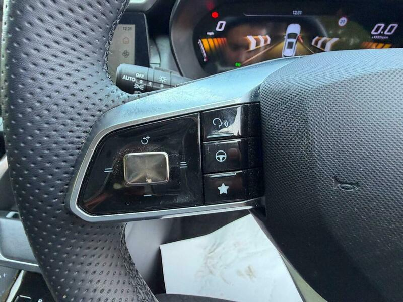 MG ZS 1.5 Hybrid Trophy Black #37