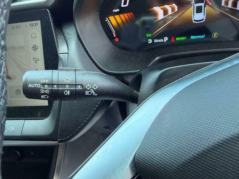 MG ZS 1.5 Hybrid Trophy Black #74