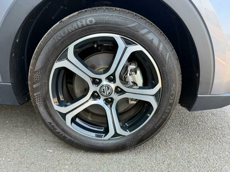 MG ZS 1.5 Hybrid Trophy Black #47