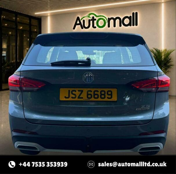 MG ZS 1.5 Hybrid Trophy Black #18