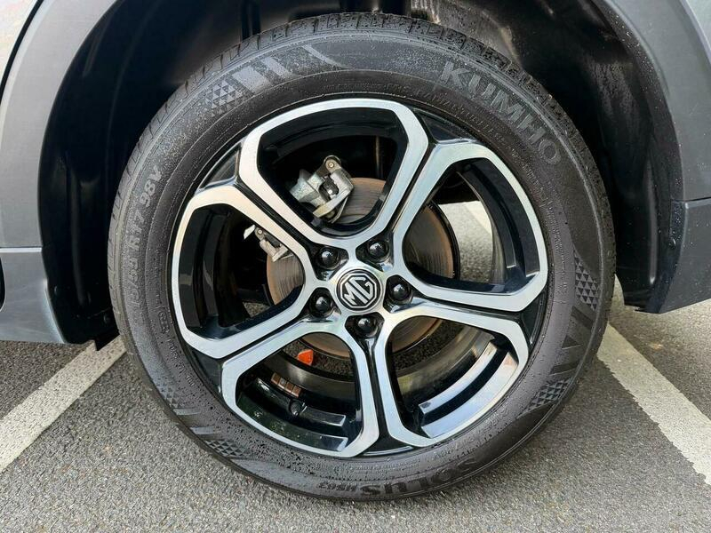 MG ZS 1.5 Hybrid Trophy Black #45