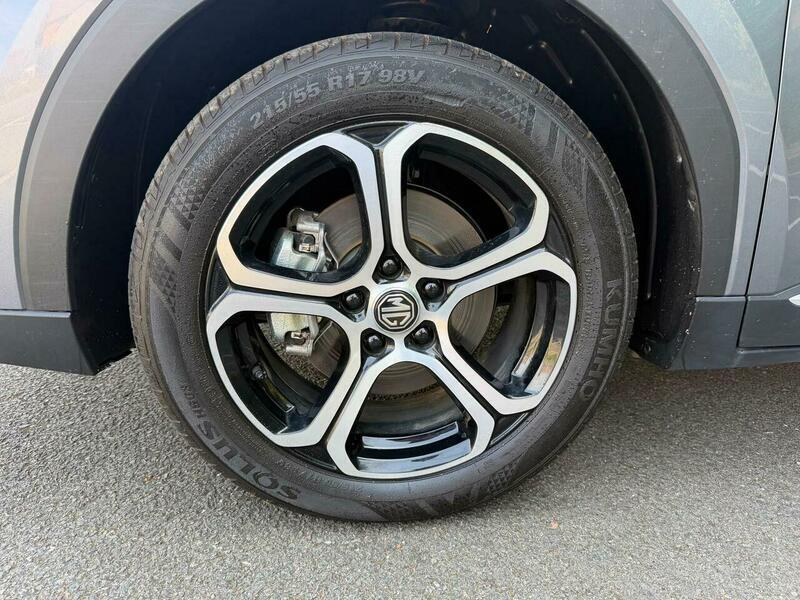 MG ZS 1.5 Hybrid Trophy Black #46