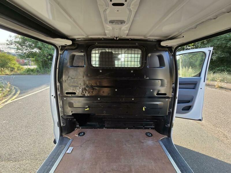 Toyota PROACE 1.5D Active Medium Panel Van Mwb Euro 6 6Dr  #52