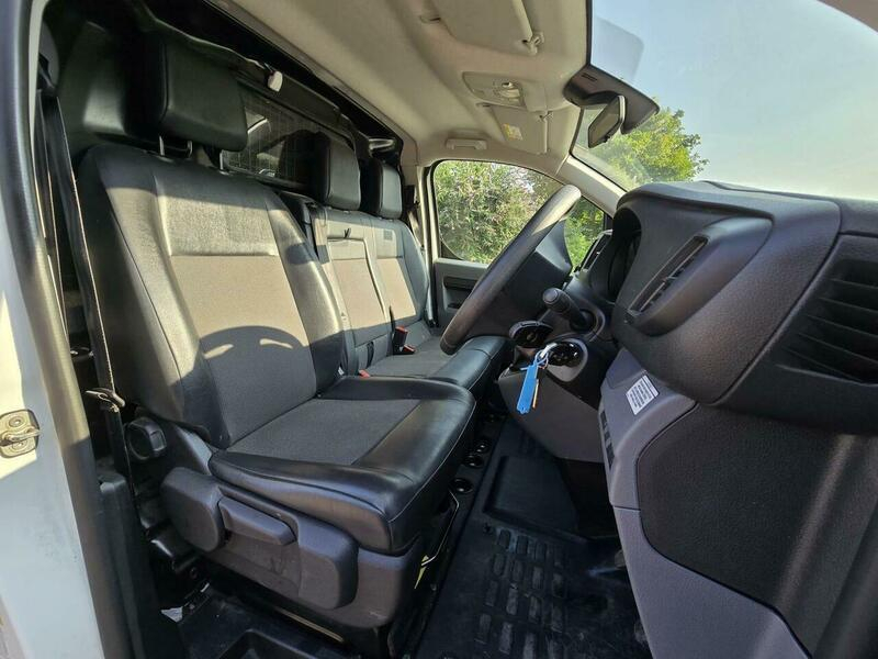 Toyota PROACE 1.5D Active Medium Panel Van Mwb Euro 6 6Dr  #29