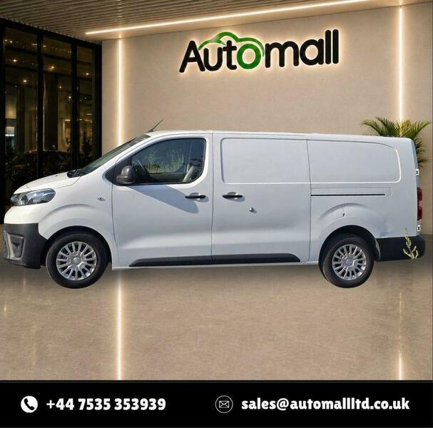 Toyota PROACE 1.5D Active Medium Panel Van Mwb Euro 6 6Dr  #17