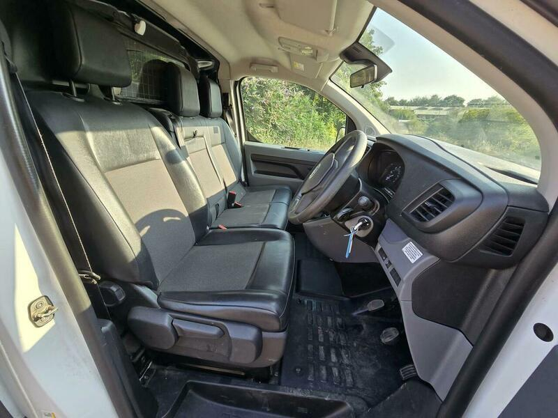 Toyota PROACE 1.5D Active Medium Panel Van Mwb Euro 6 6Dr  #30