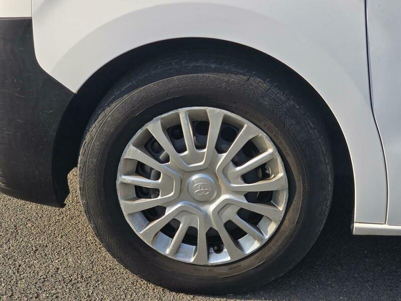 Toyota PROACE 1.5D Active Medium Panel Van Mwb Euro 6 6Dr  #40