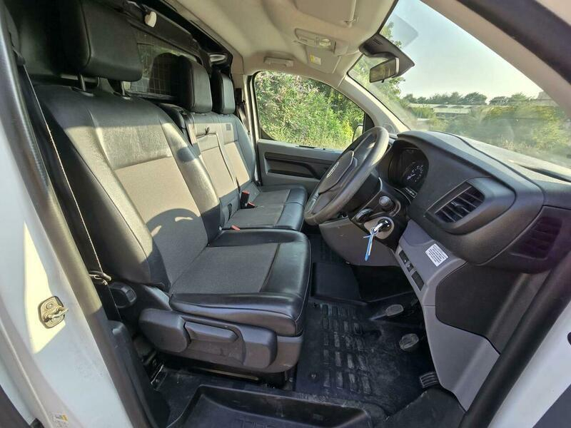 Toyota PROACE 1.5D Active Medium Panel Van Mwb Euro 6 6Dr  #31