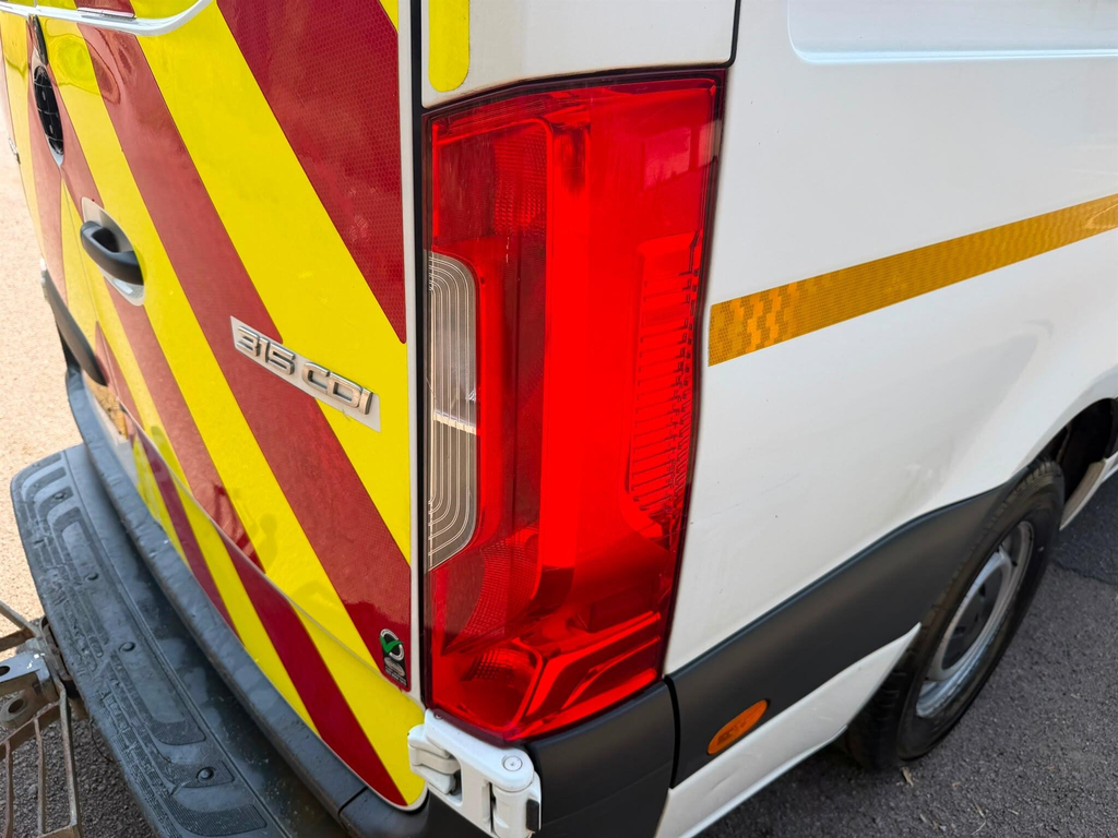Mercedes-Benz Sprinter 2.1 314 Cdi L2 White #32