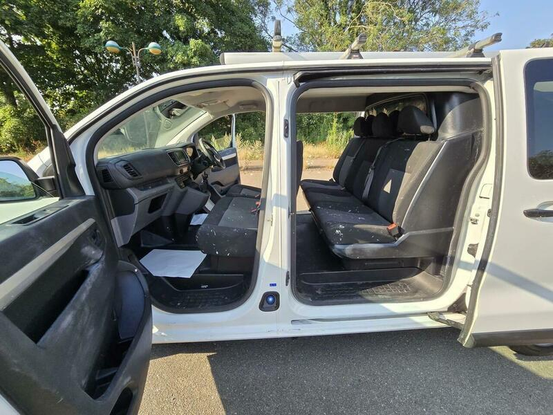 Vauxhall Vivaro 2900 1.5D 100Ps Dynamic H1 Van White #59