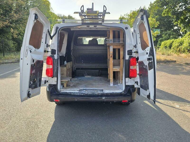Vauxhall Vivaro 2900 1.5D 100Ps Dynamic H1 Van White #45