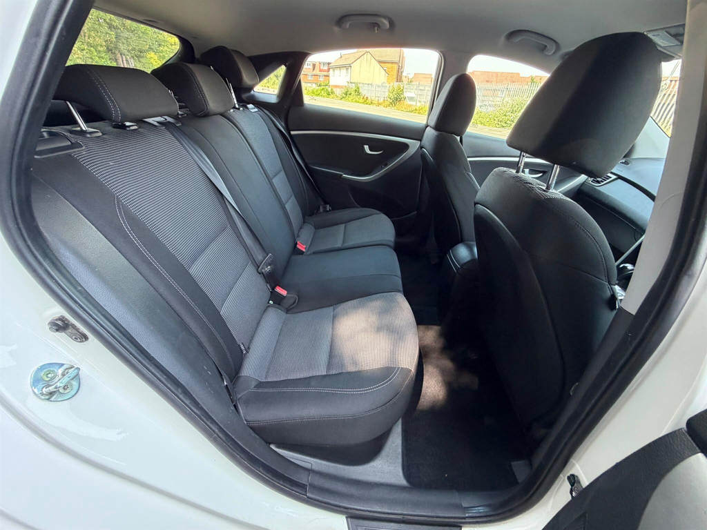 Hyundai I30 1.6 Active Crdi Grey #27
