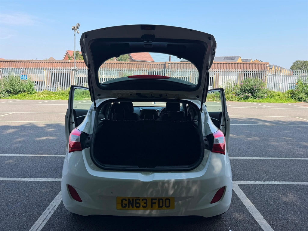Hyundai I30 1.6 Active Crdi Grey #51